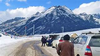 Sela Pass Honeymoon Tour